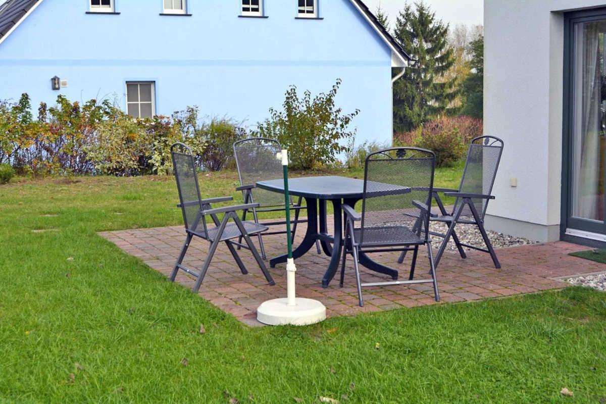 Reetdachhaus Im Fischerdorf Freest Εξωτερικό φωτογραφία